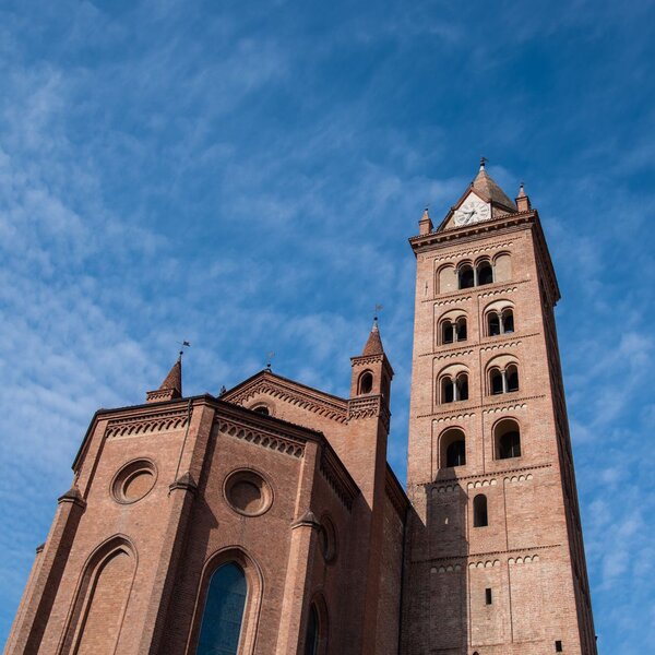 Campanile Duomo Alba Valeria Gallo Archivio Ente Turismo LMR (23)