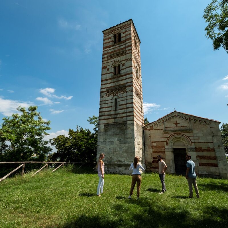 The mystery of the parish churches and Romanesque hill churches