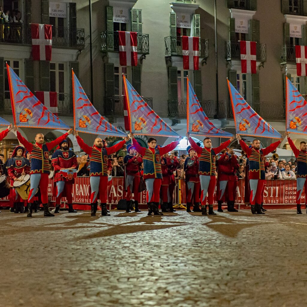 Palio D'Asti Sbandieratori (2) Ada Lupoli Courtesy Of Ufficio Stampa Maybe
