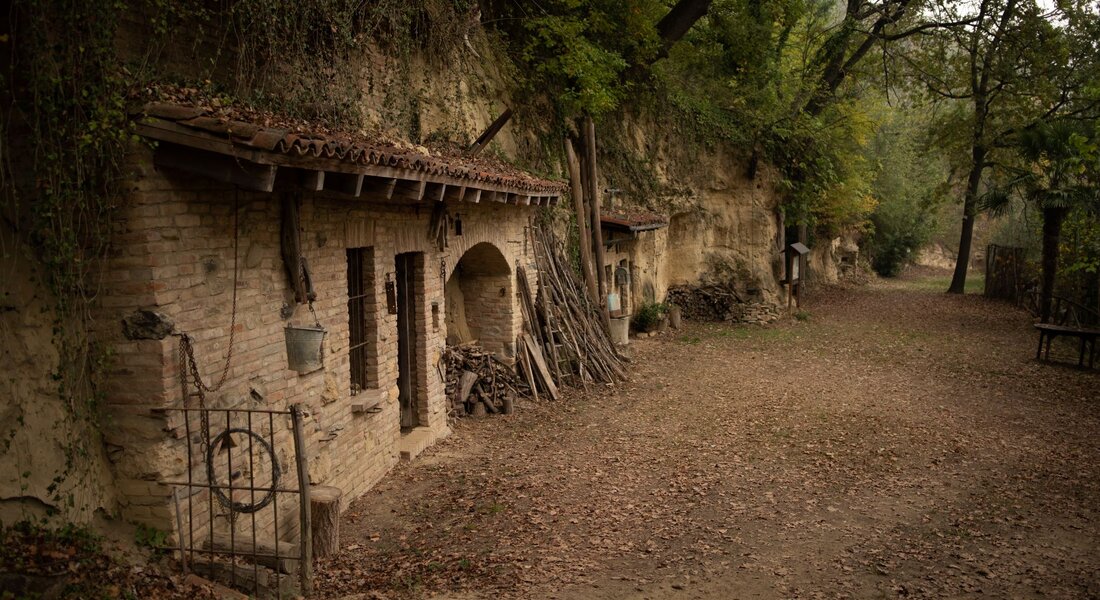 Asti, ein Ausflug in die Vororte: von Asti nach Mombarone