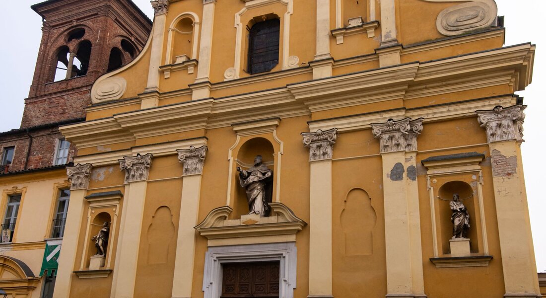 Asti, among the fortified houses of San Martino