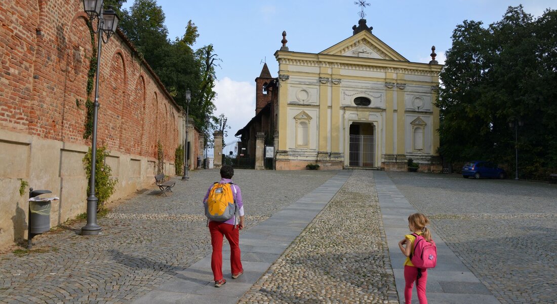Montà, Sentieri del Lupo