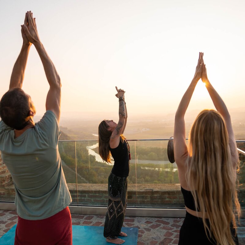 Yoga Torre Barbaresco Mikael Masoero Archivio Ente Turismo LMR (9)