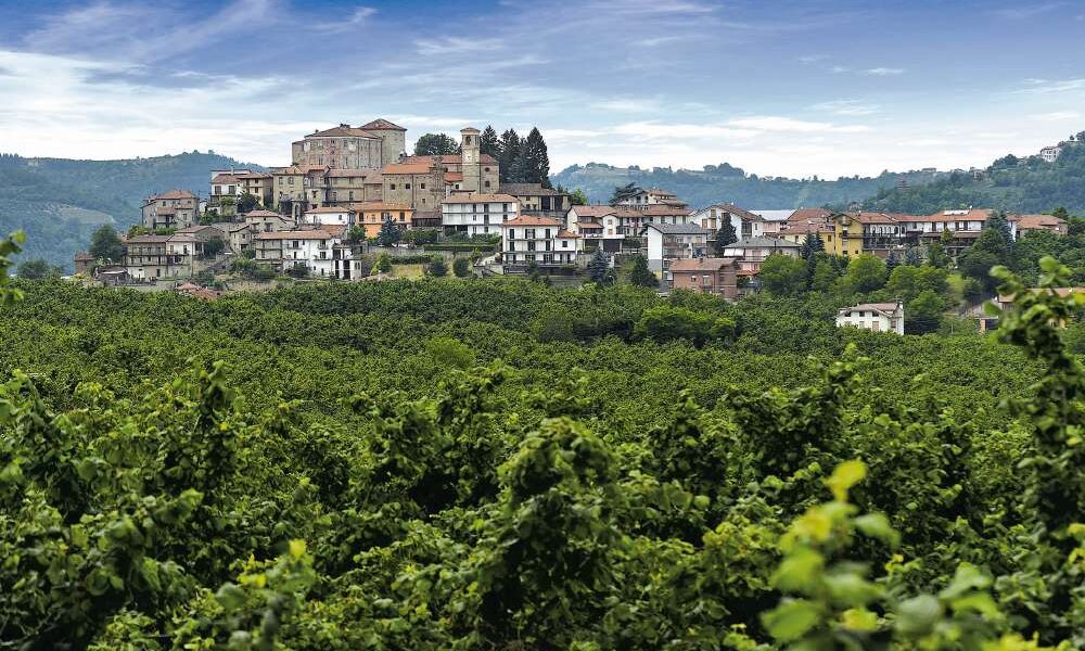 La Langa delle Meraviglie e la Merenda Sinoira ai piedi del Castello - Cravanzana