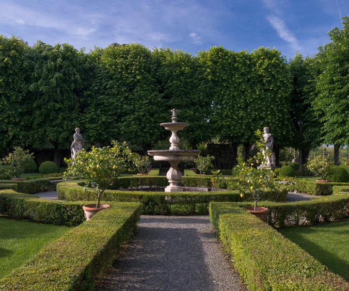 Visite guidate ai Giardini del Castello di Canelli - Canelli
