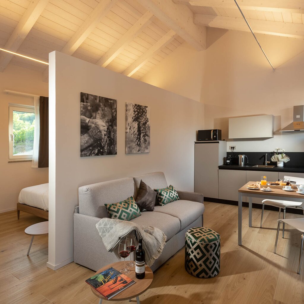 BORGO ROGGERI-COUNTRY HOUSE NELLE LANGHE