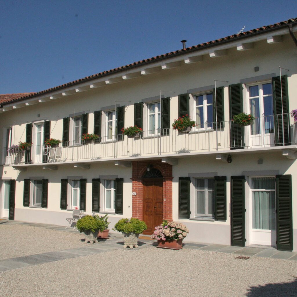 MONTALDO ROERO CAVeBEB CASA DELLE ROCCHE 1