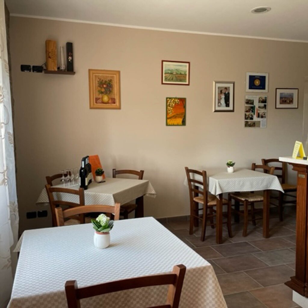 TREZZO TINELLA AGR FINESTRE DI LANGA (1)