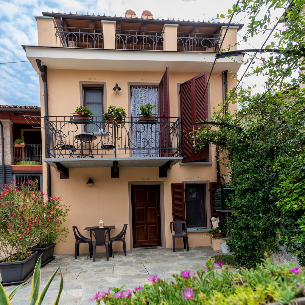 VERDUNO AFF IL CORTILETTO 2 2