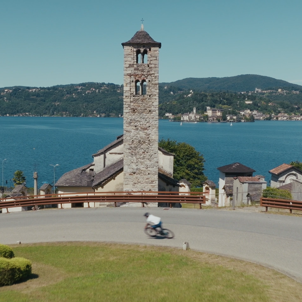 À vélo au fil de l’eau : hébergements et services entre le Valais et la région de Novare