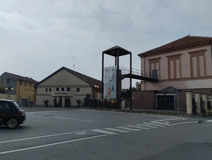 Sala Conferenze Centro Polifunzionale “G . Arpino”