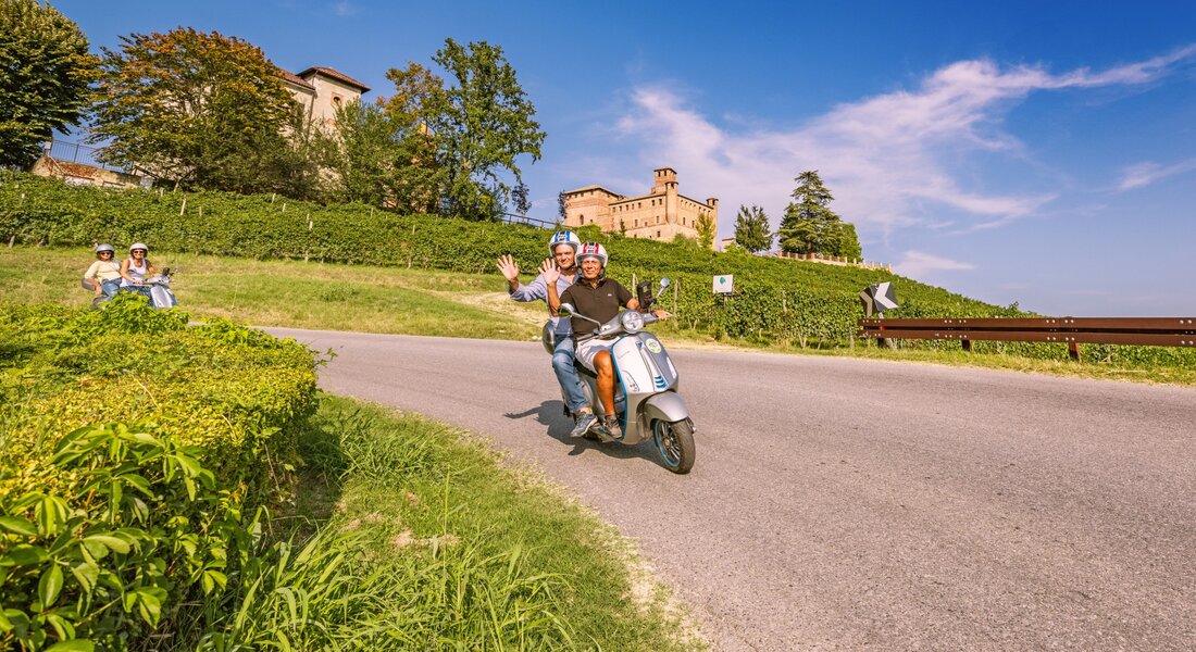 Langhe-Tour mit traditionellem Mittagessen