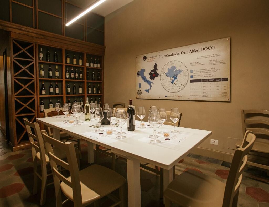 Enoteca Colline Alfieri Archivio EnotecaCollineAlfieri (1)